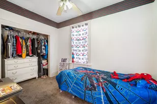 1047 W Washington St, West Bend, WI 53095 - Photo 9