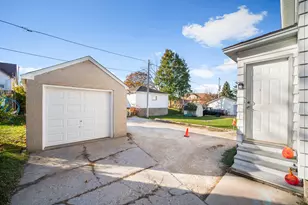 1047 W Washington St, West Bend, WI 53095 - Photo 19