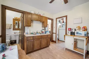 1047 W Washington St, West Bend, WI 53095 - Photo 7