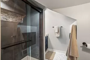 1829 N 55th St, Milwaukee, WI 53208 - Photo 29