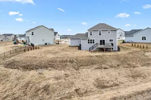 177 Emerald Cir, Saukville, WI 53080 - Photo 39