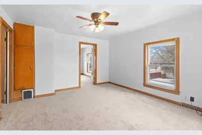 1809  Madison St, Manitowoc, WI 54220 - Photo 15