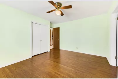 236 N 115th St, Wauwatosa, WI 53226 - Photo 9