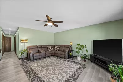 8613 W Schlinger Ave, West Allis, WI 53214 - Photo 11