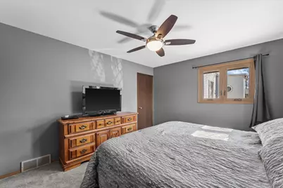 8613 W Schlinger Ave, West Allis, WI 53214 - Photo 25