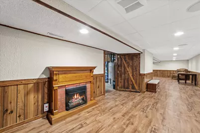 8613 W Schlinger Ave, West Allis, WI 53214 - Photo 31