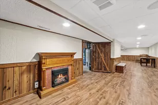 8613 W Schlinger Ave, West Allis, WI 53214 - Photo 31