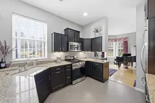 446 W Bridge Ct, Grafton, WI 53024 - Photo 13