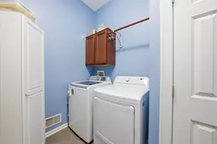 446 W Bridge Ct, Grafton, WI 53024 - Photo 19