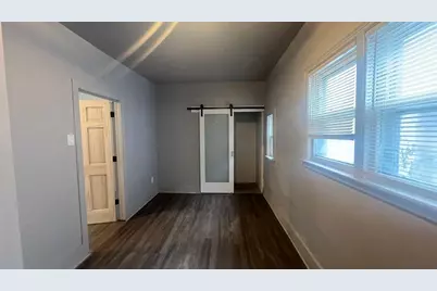 1225 W Keefe Ave, Milwaukee, WI 53206 - Photo 13