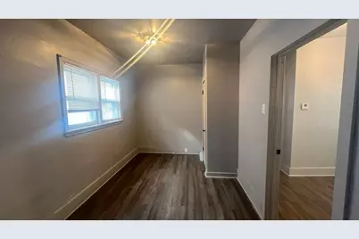 1225 W Keefe Ave, Milwaukee, WI 53206 - Photo 15