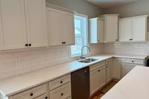 N54W19428 Kearney Ln, Menomonee Falls, WI 53051 - Photo 3