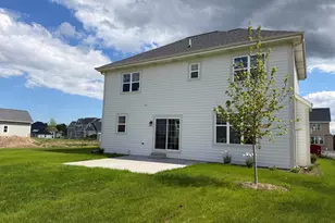 N54W19428 Kearney Ln, Menomonee Falls, WI 53051 - Photo 17