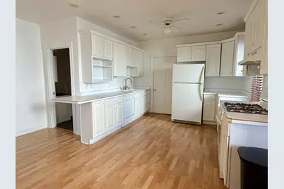 476  Linden St, Fond du Lac, WI 54935 - Photo 3