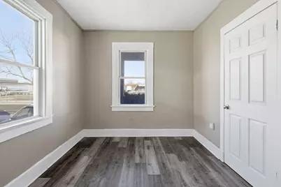 2013  De Koven Ave, Racine, WI 53403 - Photo 15