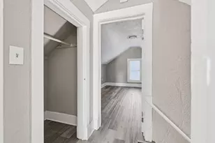 2013 De Koven Ave, Racine, WI 53403 - Photo 11