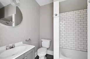 2013 De Koven Ave, Racine, WI 53403 - Photo 5