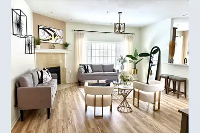 5322 S Hidden Dr, Greenfield, WI 53221 - Photo 13