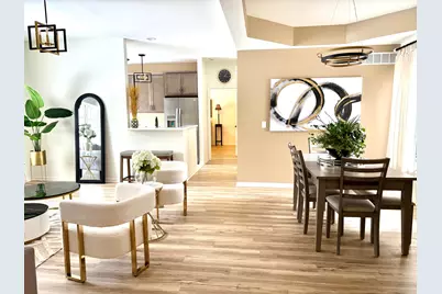 5322 S Hidden Dr, Greenfield, WI 53221 - Photo 11