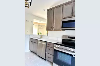 5322 S Hidden Dr, Greenfield, WI 53221 - Photo 23