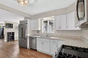 N7024 Oakwood Rd, Richmond, WI 53190 - Photo 19