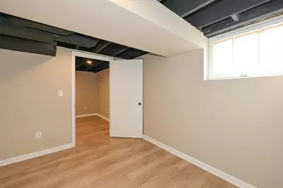 10907  Glenway Ct, Wauwatosa, WI 53222 - Photo 27