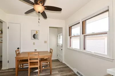 6421 W Allerton Ave, Greenfield, WI 53220 - Photo 17