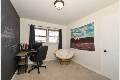 6421 W Allerton Ave, Greenfield, WI 53220 - Photo 21