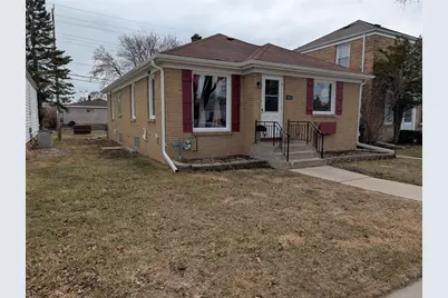 2825  Dwight St, Racine, WI 53403 - Photo 1