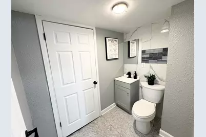 5931 N 42nd St, Milwaukee, WI 53209 - Photo 13