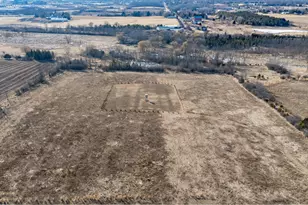 1615 Ulao Parkway, Grafton, WI 53024 - Photo 59