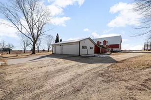 1615 Ulao Parkway, Grafton, WI 53024 - Photo 47