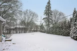 1611 17th Ave, Grafton, WI 53024 - Photo 21