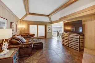 2135 Michelle Dr, Brookfield, WI 53045 - Photo 9