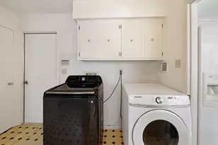 2135 Michelle Dr, Brookfield, WI 53045 - Photo 27