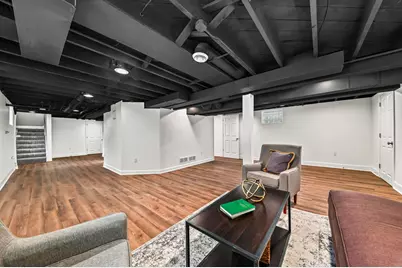 2431 N 70th St, Wauwatosa, WI 53213 - Photo 25