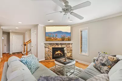 130  West St, Lake Geneva, WI 53147 - Photo 7