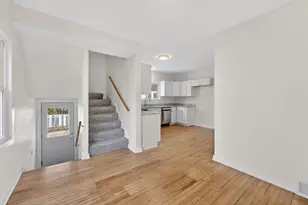 2316 E Malvern Pl, Milwaukee, WI 53207 - Photo 11