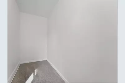 2316 E Malvern Pl, Milwaukee, WI 53207 - Photo 13