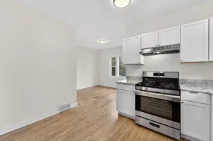 2316 E Malvern Pl, Milwaukee, WI 53207 - Photo 9