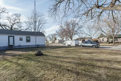 241  Weis Ave, Fond du Lac, WI 54935 - Photo 7