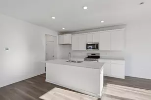 7074 Oakmont Rd, Racine, WI 53403 - Photo 35