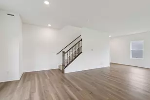 7101 Oakmont Rd, Racine, WI 53403 - Photo 7