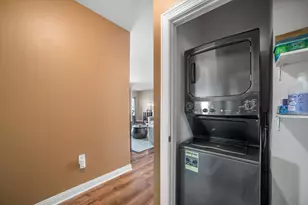 8526 S Bedford Way, Oak Creek, WI 53154 - Photo 31