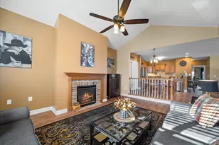 8526 S Bedford Way, Oak Creek, WI 53154 - Photo 17