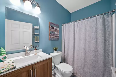 8526 S Bedford Way, Oak Creek, WI 53154 - Photo 19