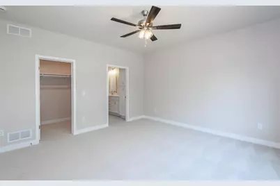 7015  Stonewood Ln, Lannon, WI 53046 - Photo 19