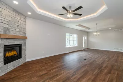 7019  Stonewood Ln, Lannon, WI 53046 - Photo 15