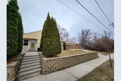 3015 S 35th St, Milwaukee, WI 53215 - Photo 3