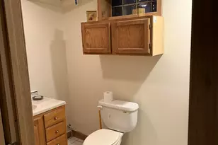 3015 S 35th St, Milwaukee, WI 53215 - Photo 25